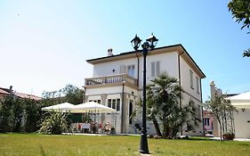Torre Dell Arte B & B